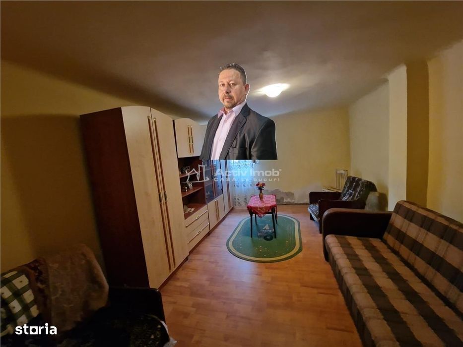 Resita Casa 10 Camere Zona Muncitoresc