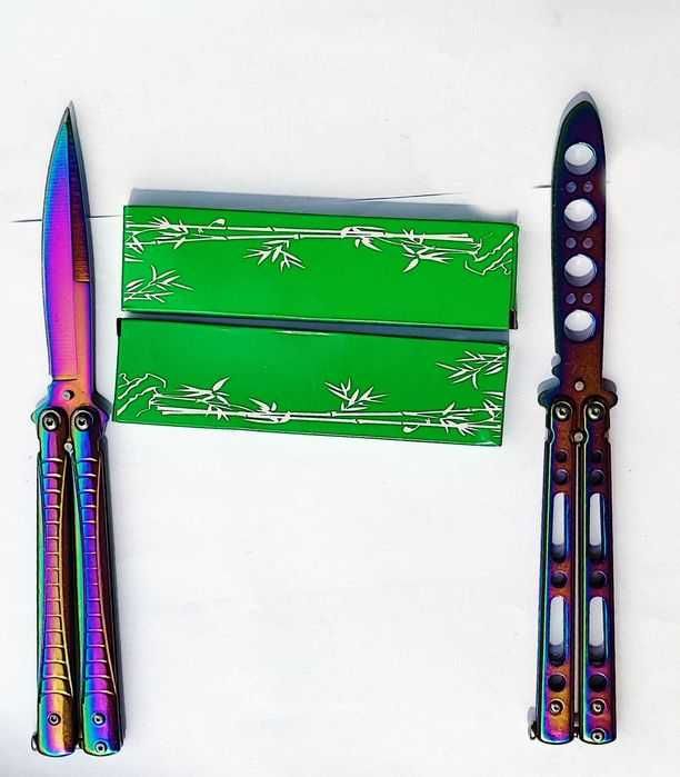 Нож пеперуда Хамелеон, два броя комплект- остра и тъпа за тренировки