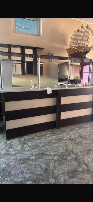 Барная стойка для кафе столовой