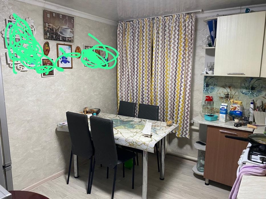 Продам дом в районе карьера !