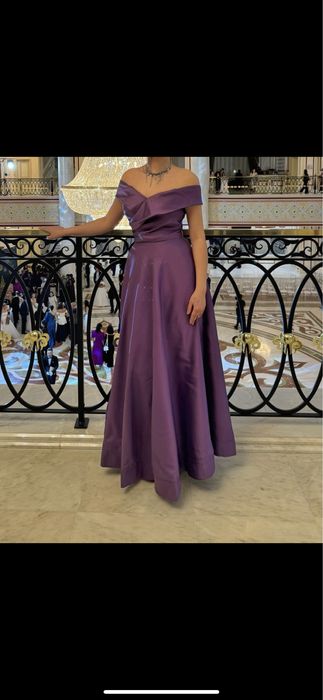 Продам платье бальное