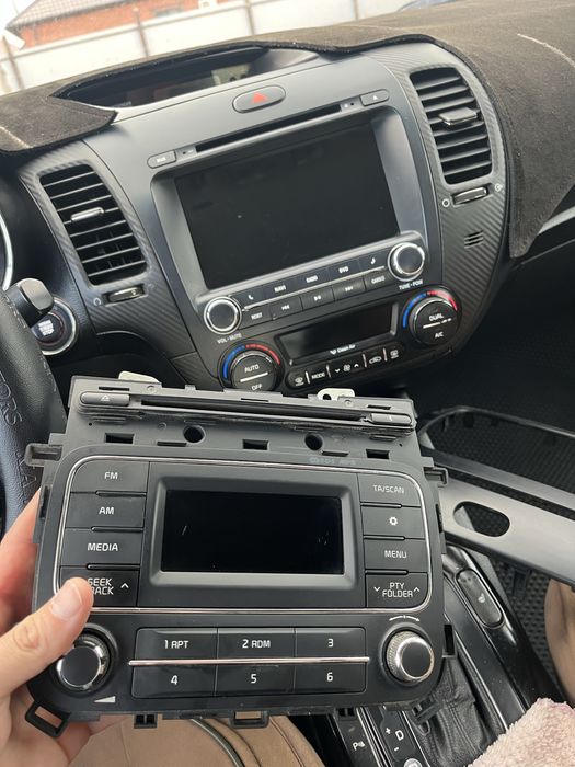 Киа Церато 3 магнитофон