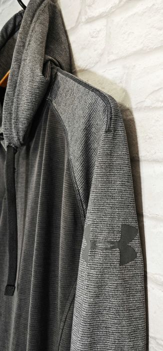 Under Armour Мъжка фланелка с качулка размер М