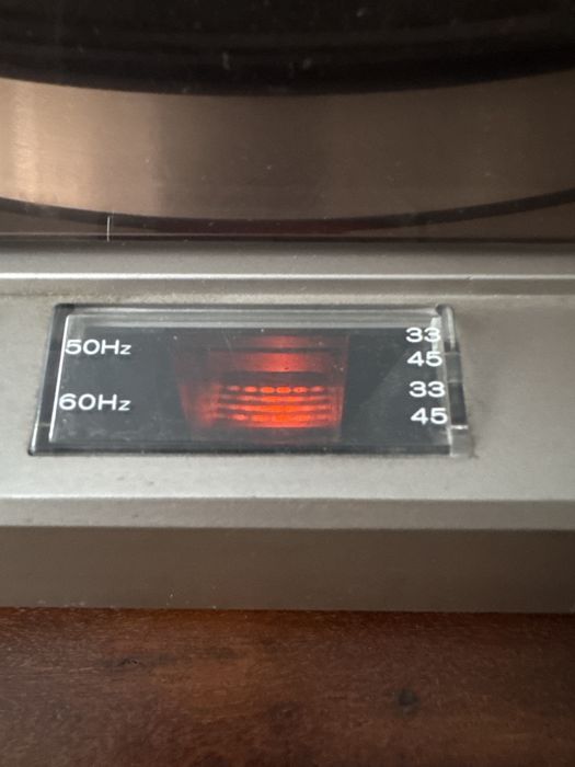 Pickup Marantz TT2000