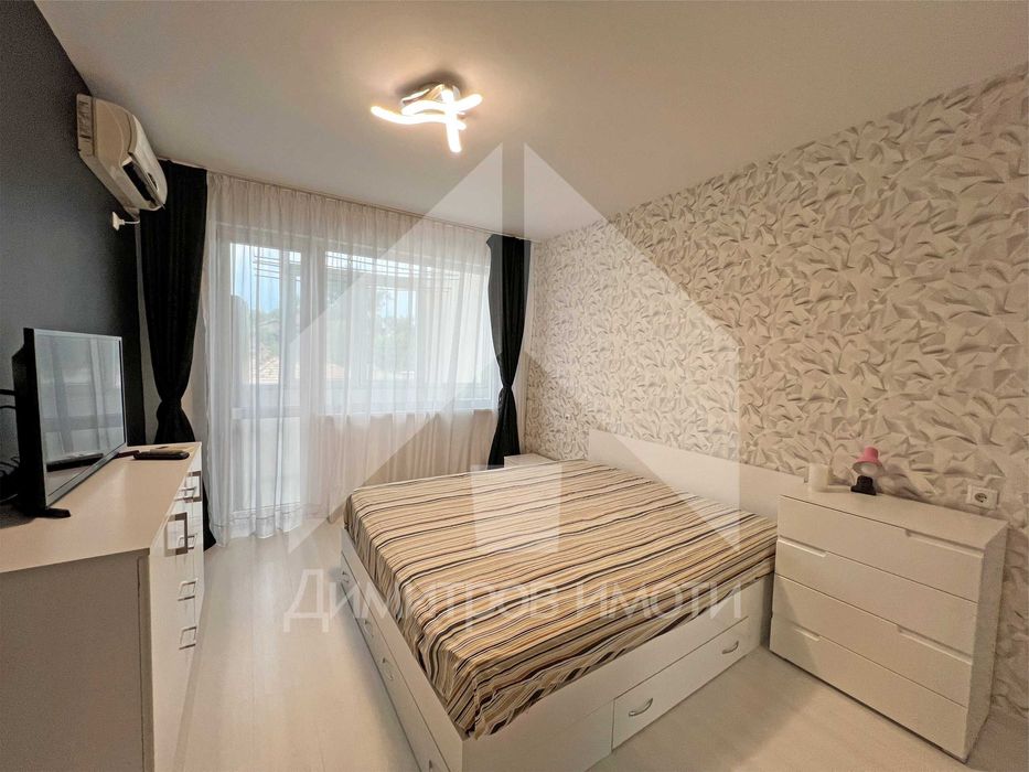 Продава се Тристаен апартамент в Нови пазар - 88 кв.м за 1103 €/кв.м - Снимка #7