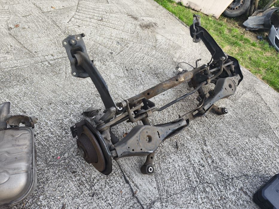 Punte spate completă Volkswagen Passat B6 berlină sau break 2005-2010