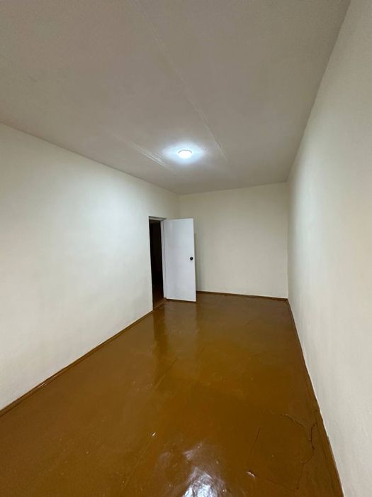 Uy sotiladi 3- xonali