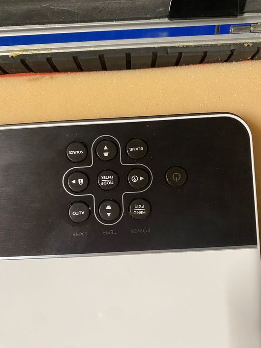 Проектор BENQ W600+