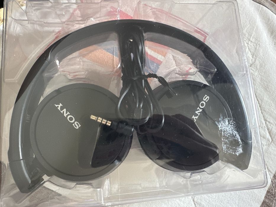Жични слушалки Sony