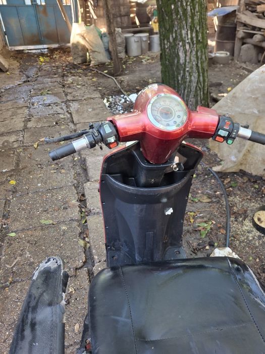 Bicicleta electrică cu acumulatori