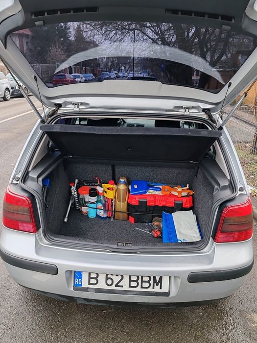 Golf 4 1.6 benzina 105 cai