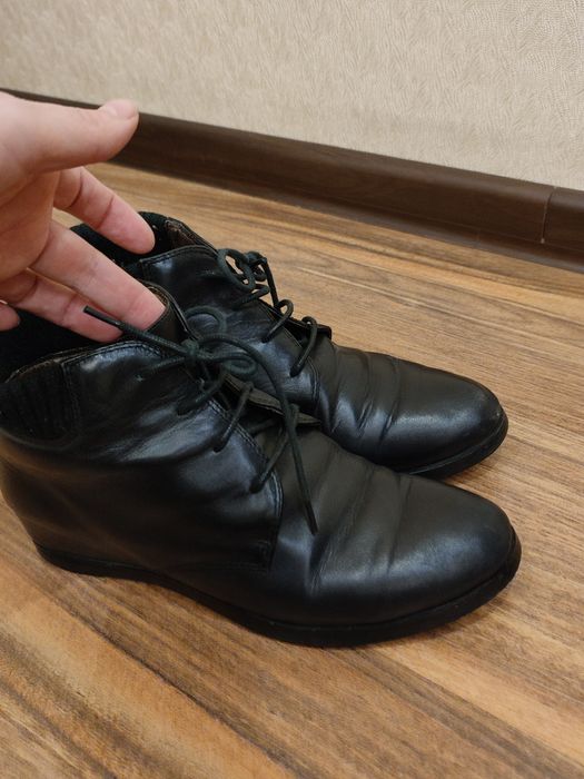 Кожаные ботинки 37