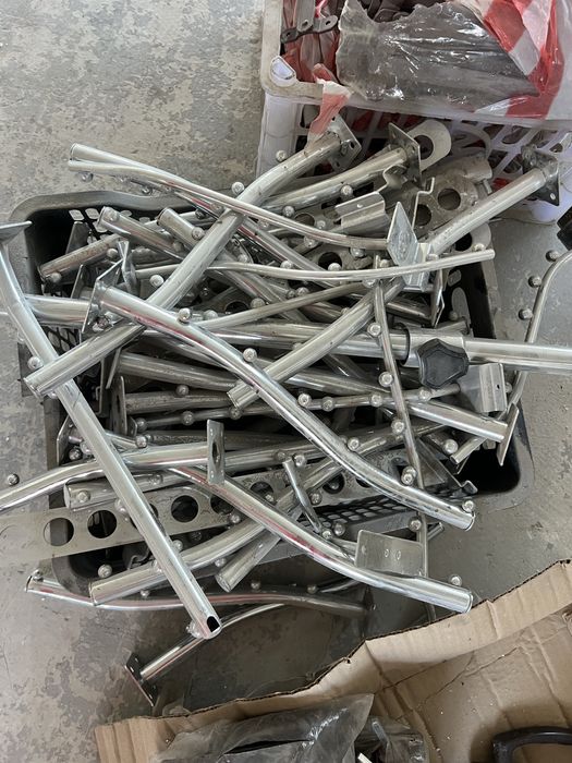 Продам крючки для вещевых бутиков