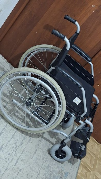 Инвалидная коляска