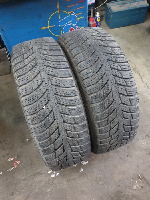 215/65R16c nokian tyres