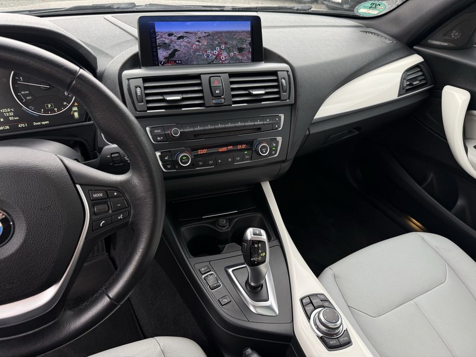 BMW Seria 1 120d Urban Line, 2.0 Diesel 184cp Euro5, Cutie automata, Trapa, Climatronic, Scaune incalzite, Led+Xenon,Import Germania,stare foarte buna
