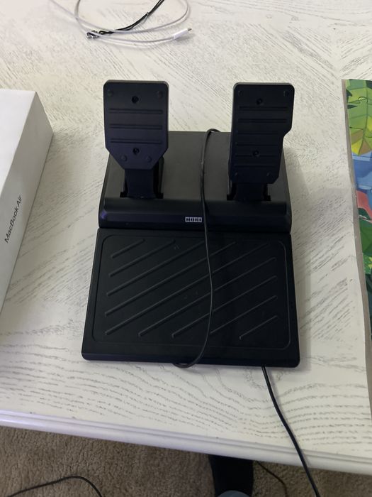 Pachet  cu vr , volan și ps4