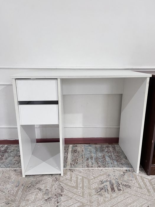 Стол офисный компьютерный