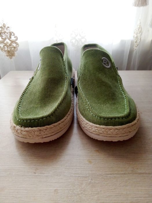 Erkaklar oyoq kiyimi