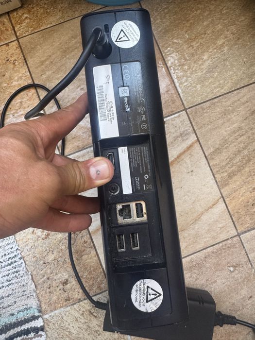 Xbox super slim defect , bec rosu