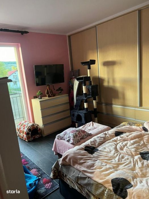 Apartament de 2 camere, recent renovat, zona Muzeul Apei, etaj 1, parc