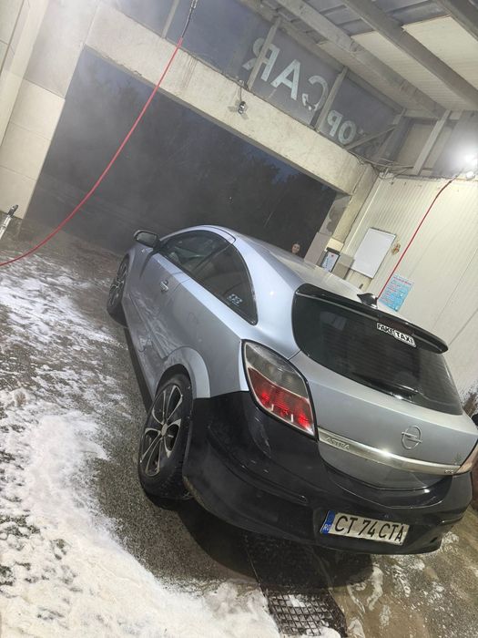 Opel astra h GTC