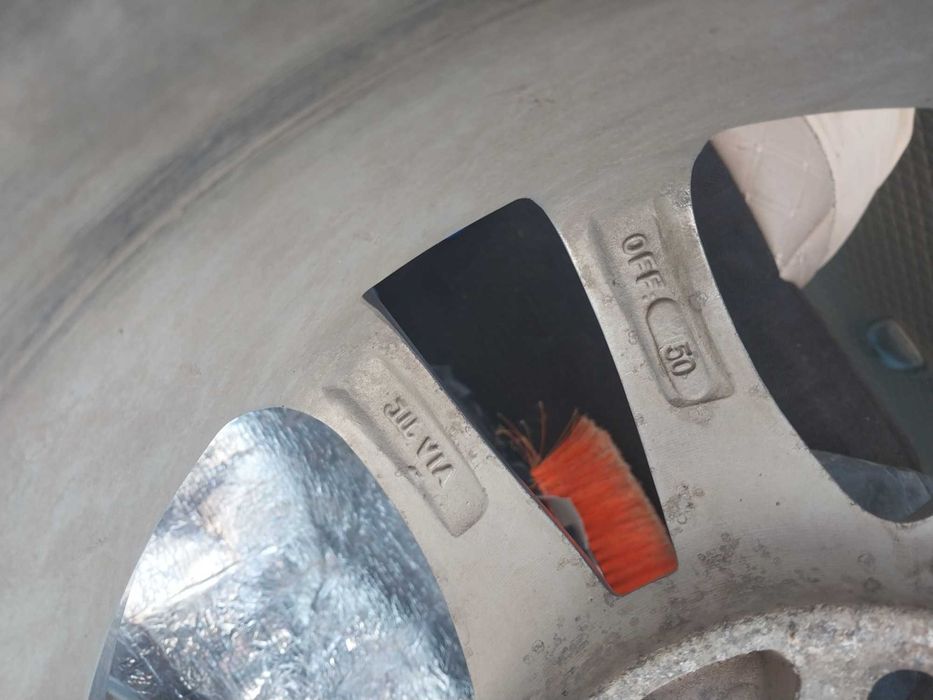 Диски r15 титан .