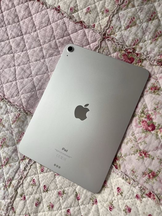 iPad Air generația a 4-a