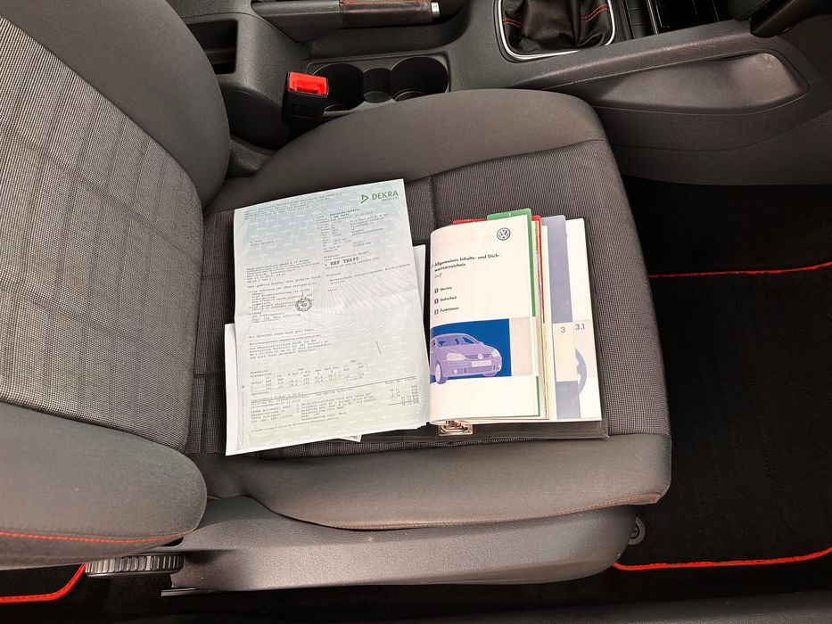 VW Golf 1.6 MPI/102 CP>An 2007 >Model Goal> Recent adus > Import Germania