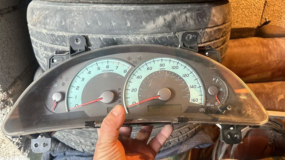 Тойота камри 40 se