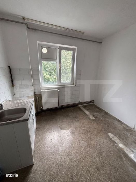 Apartament cu 3 camere, 62 mp, zona Vest
