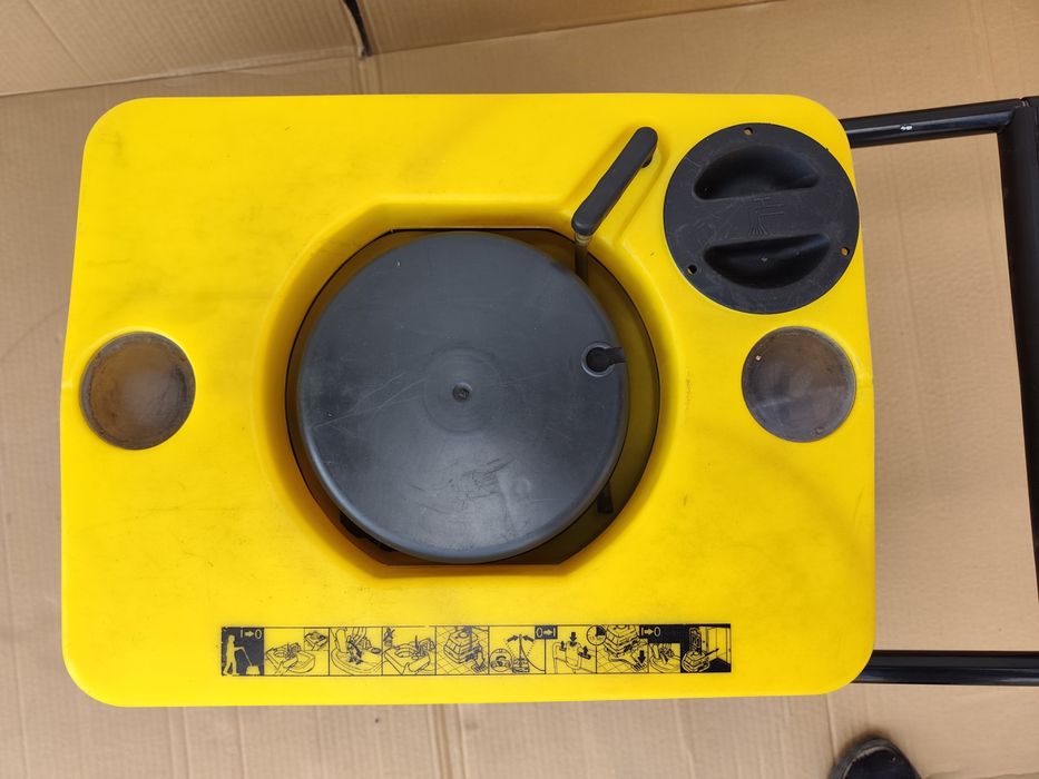 подопочистваща машина Karcher BR 400