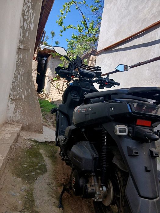 Skuter  sotiladi – Tank 150cc (2025)

Model: Tank
Yili: 2025
Motor: 15