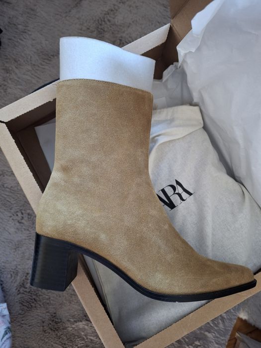 Vând botine/ghete zara noi nouțe, piele intoarsa, marimea 37