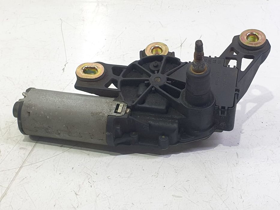 Motoras stergator haion 1J6955711g Volkswagen Golf 4 (1997 - 2006) 1.9 TDI axr