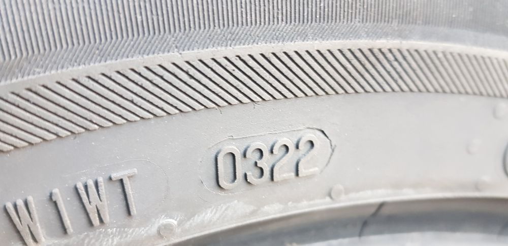 Летни гуми-2022г.-17цола-215/55-1бр.-90лв.:BARUM"