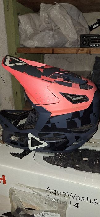 Каска Leatt 4.0 2022г.