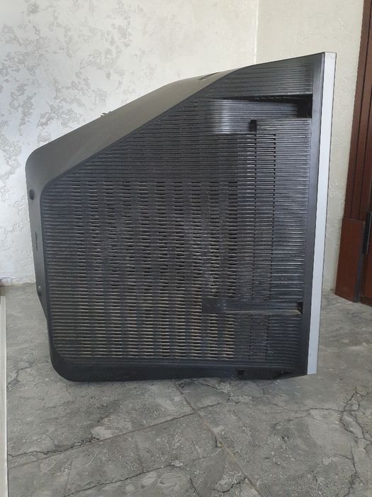 televizor. sony wega trinitron