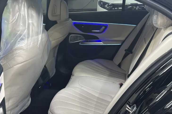 Mercedes-Benz E-class E300 AMG line