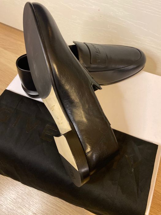 Pantofi din piele întoarsă Givenchy