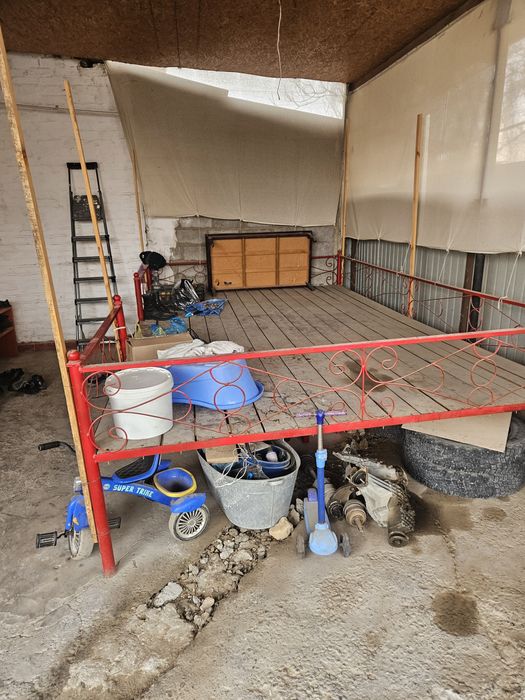 Тапшан сатылады  3/4