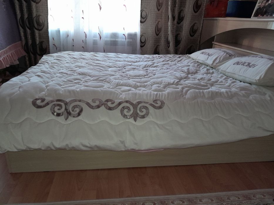 Продам спальни  гарнитур