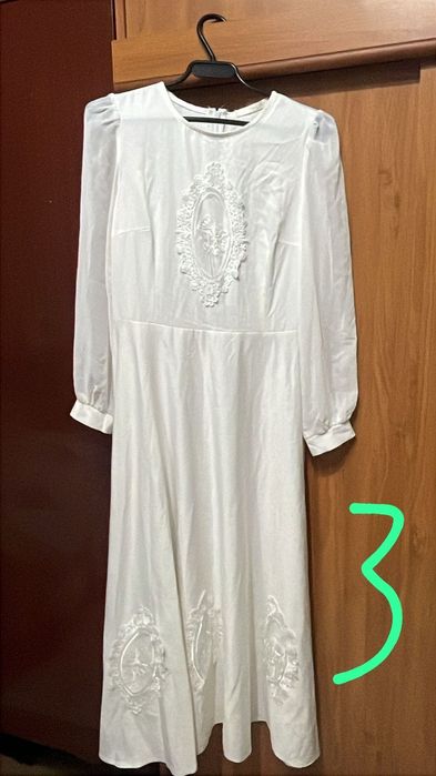 Разные платья в описании все написано