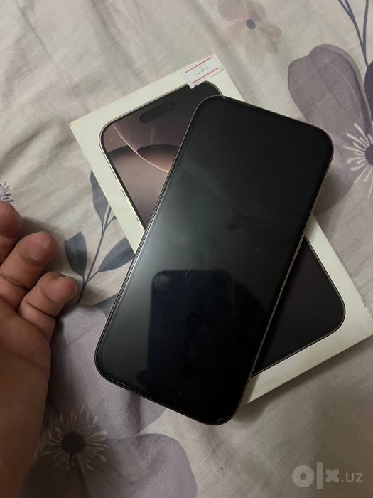 Iphone 16 pro disert titanium