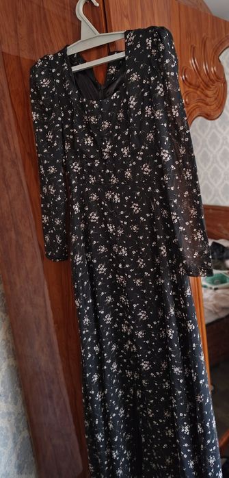 Продам платье, пару раз надевала
