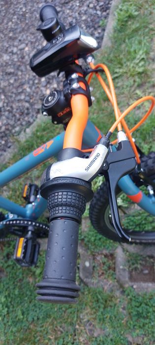 Bicicleta copii Cube Acid 160 cu roti pe 16'