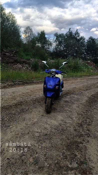 Vând scuter Aprilia habana 125cc