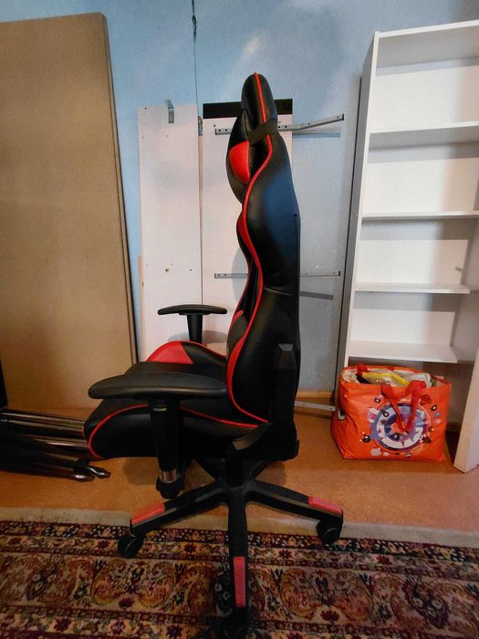 Scaun gaming tip recaro