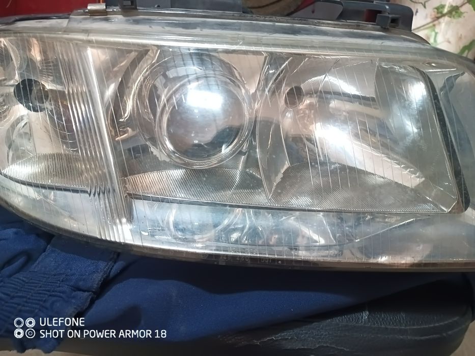 Фара правая на Ауди а6 с5