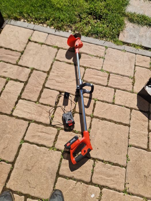 Продавам тример,храсторез